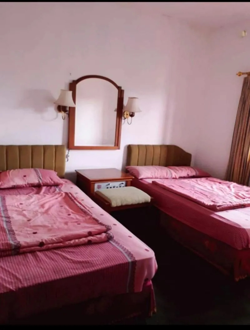 Villa Orange Lembang Pengkolan By Zuzu