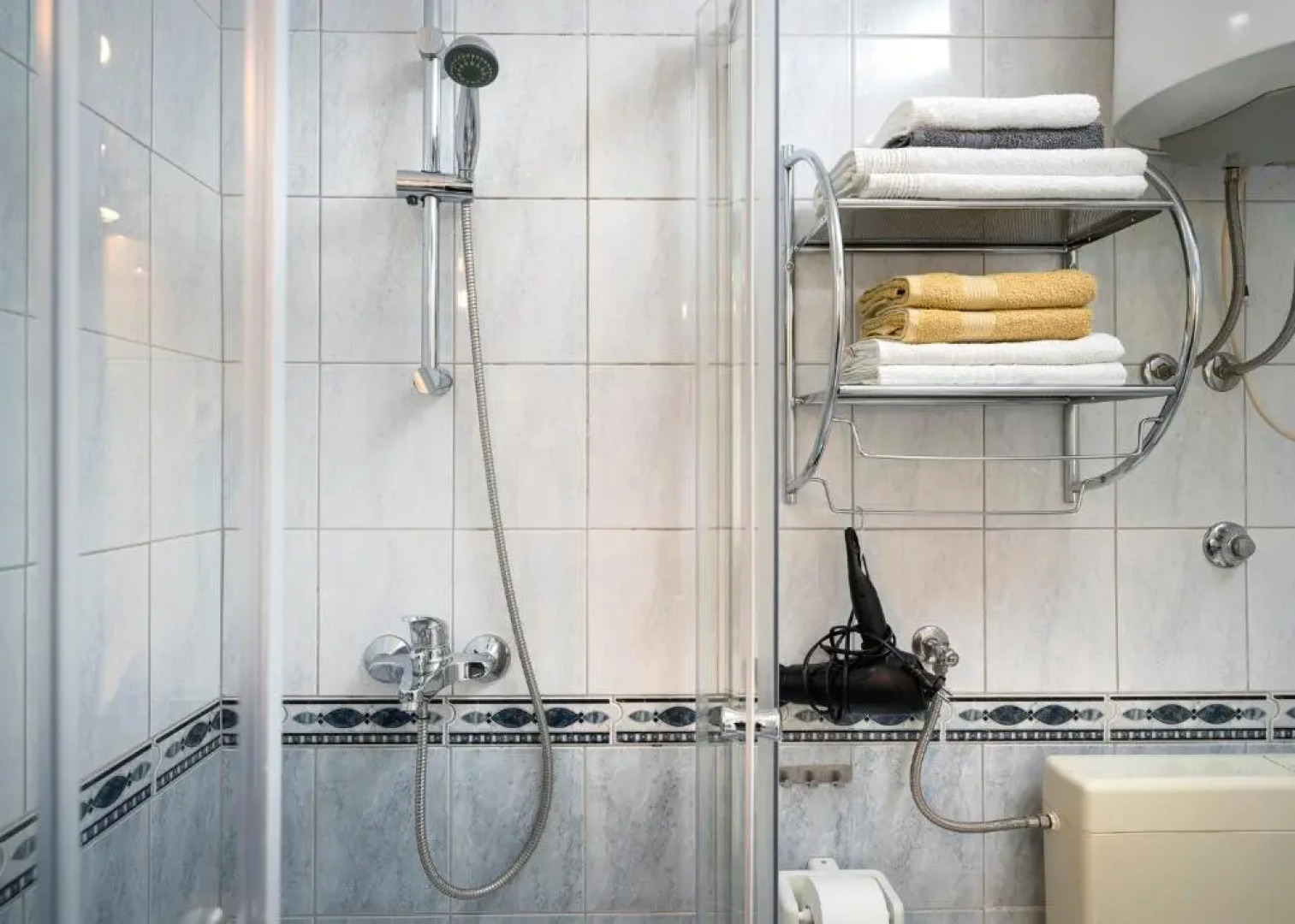 Apartments Bogdanić