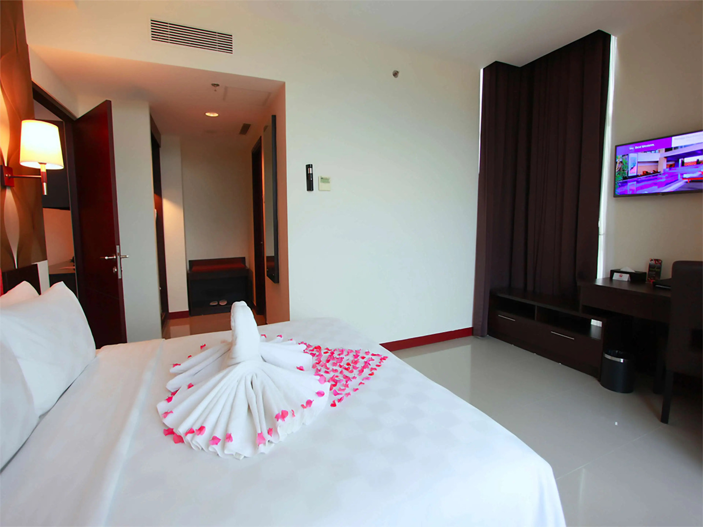 Best Western The Lagoon Hotel