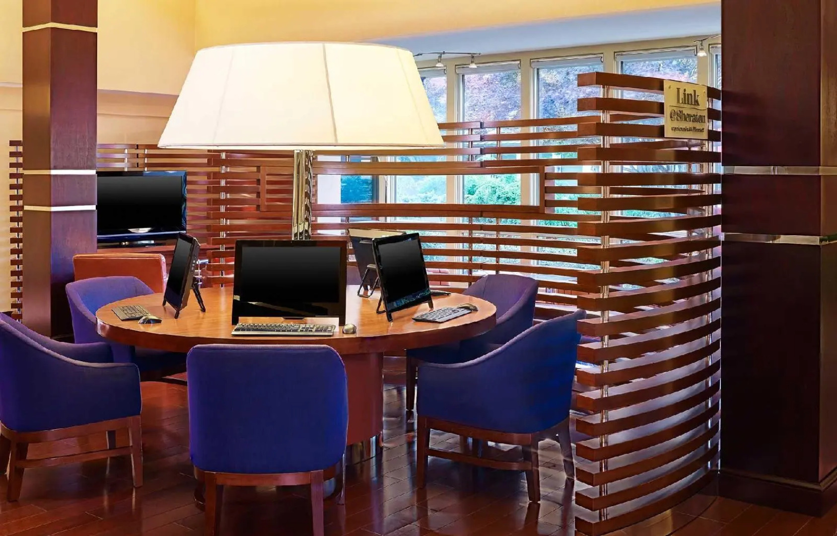 Sheraton Roanoke Hotel & Conference Center