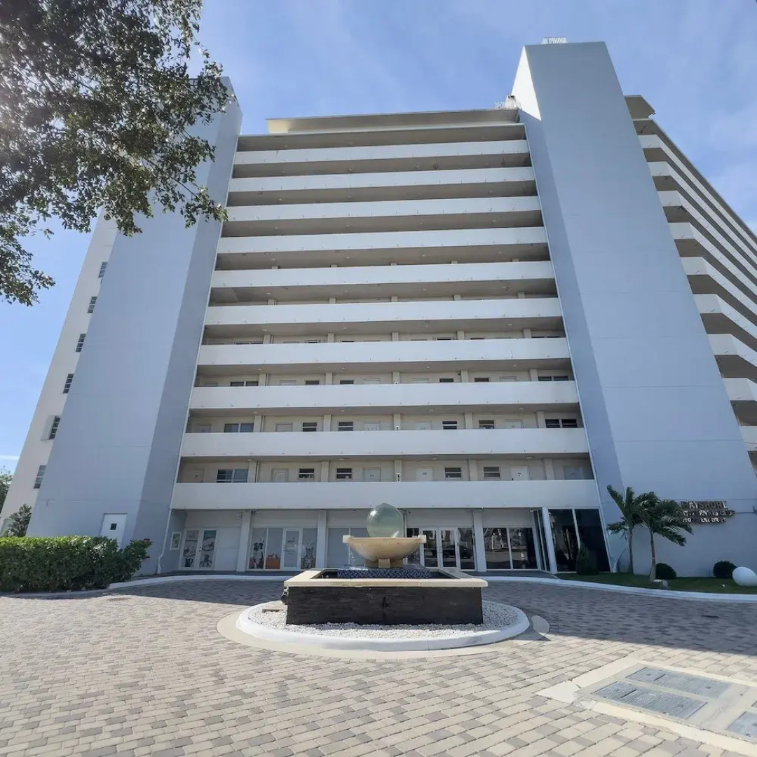 Vista Mar Bay Views Close to Miami Attractions