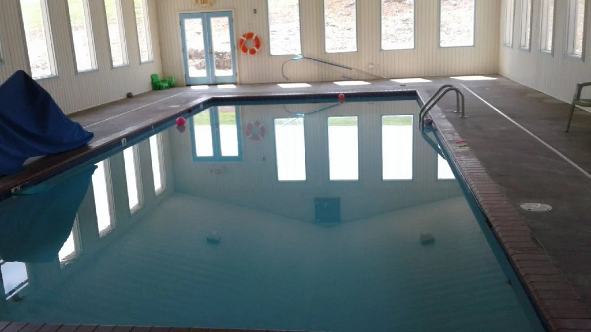 Hardy's Spring River Lodge