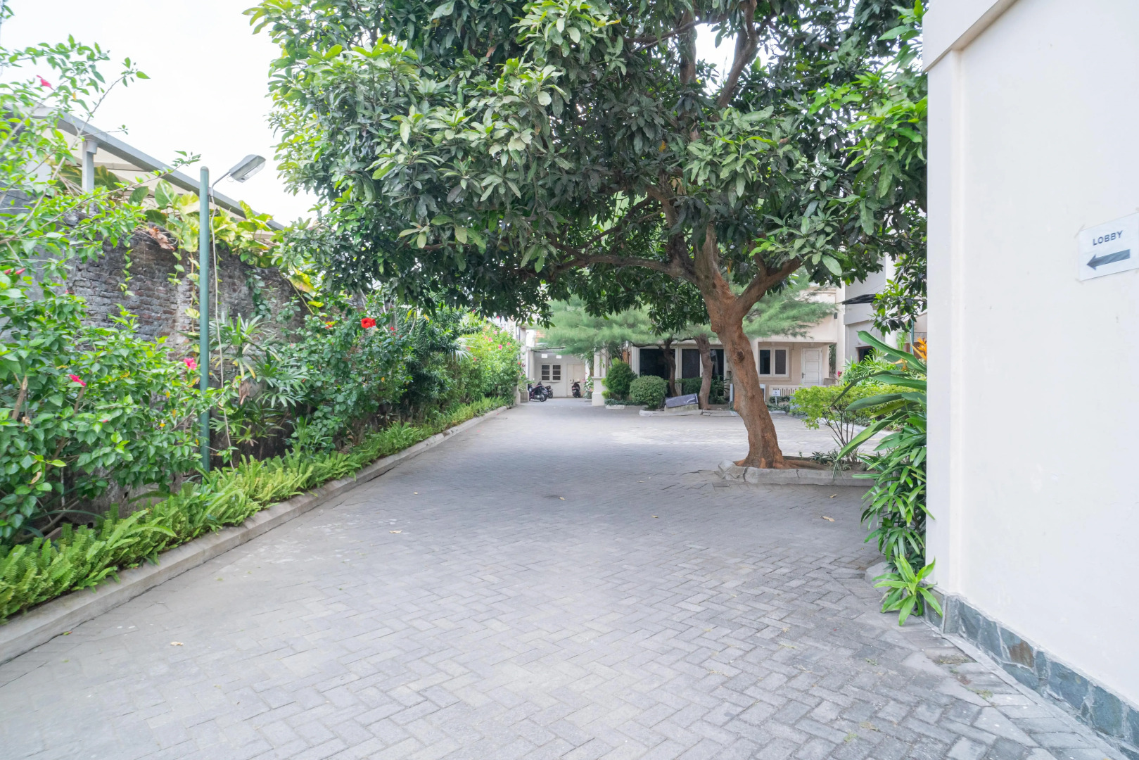 RedDoorz near Rumah Sakit Baptis Kediri