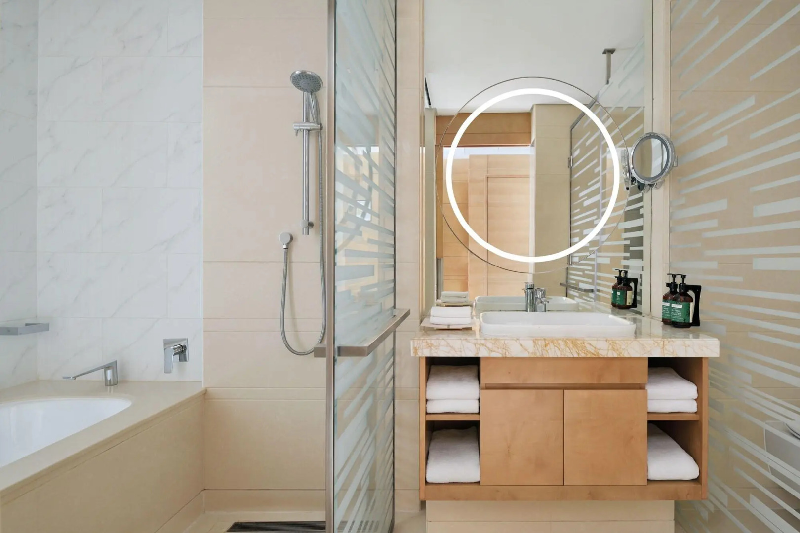 Crowne Plaza Dubai Marina by IHG