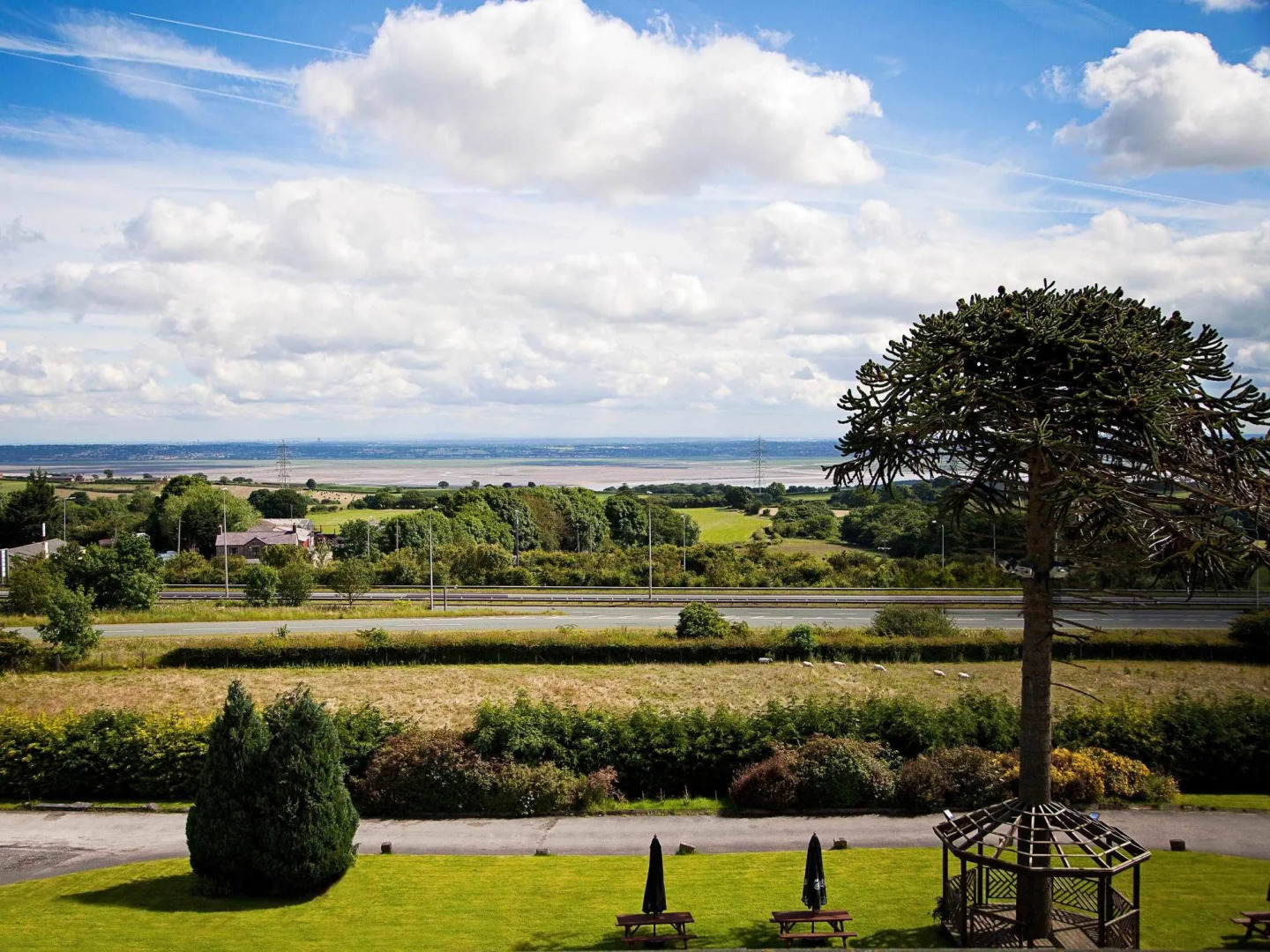 Springfield Hotel and Restaurant