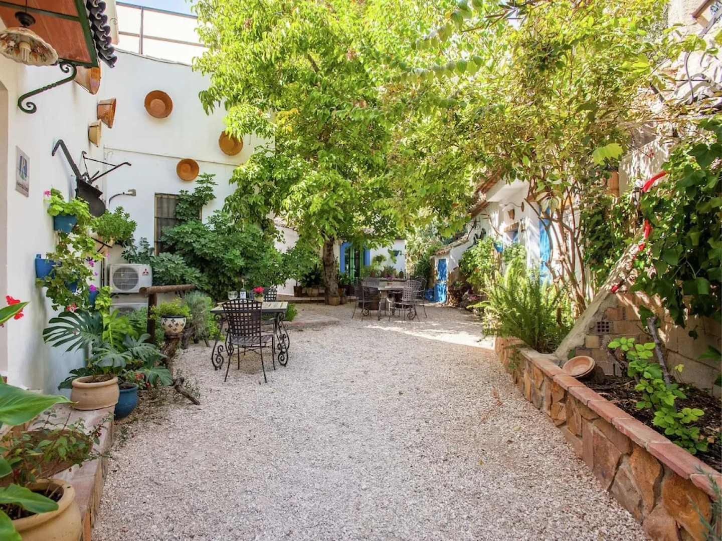 Rural Apartment With Pool And Jacuzzi In An Old Andalusian Country Hous