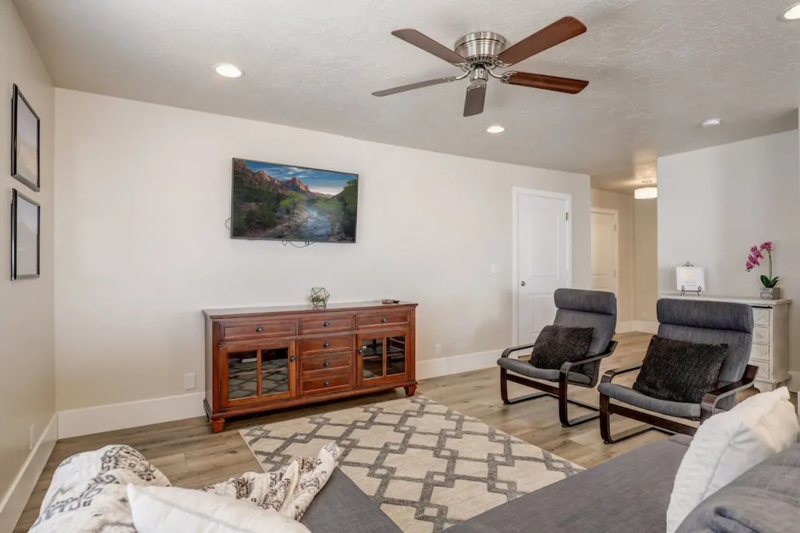 Crimson Ridge Retreat