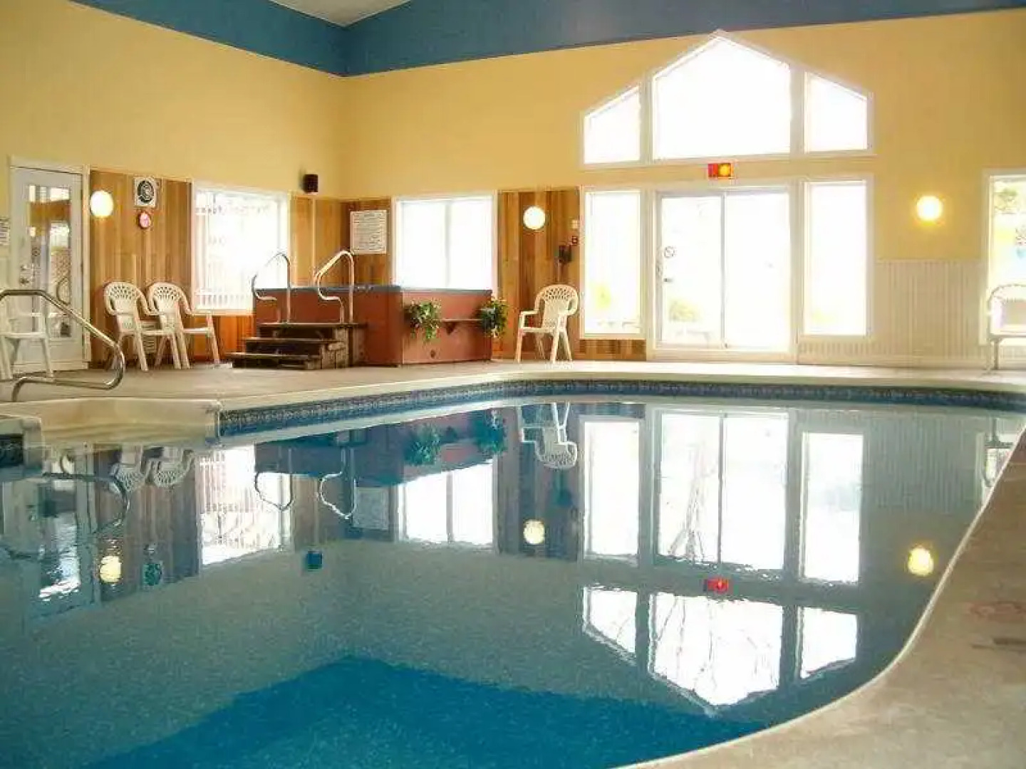 Au Pied Du Mont Sainte Anne Condos