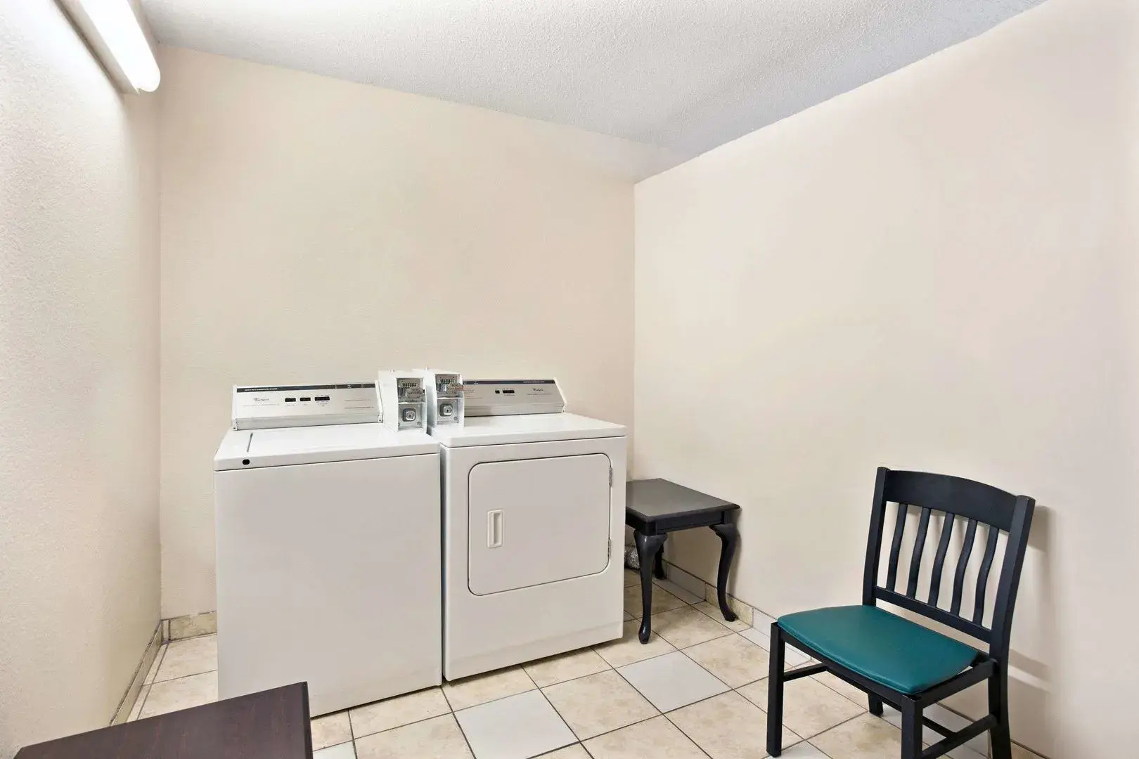 Super 8 By Wyndham Belleville