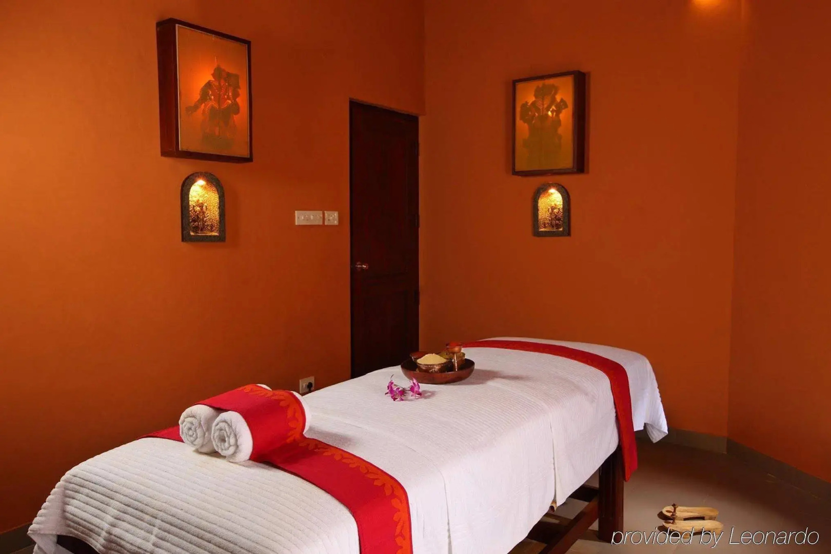 Fragrant Nature Backwater Resort & Ayurveda Spa