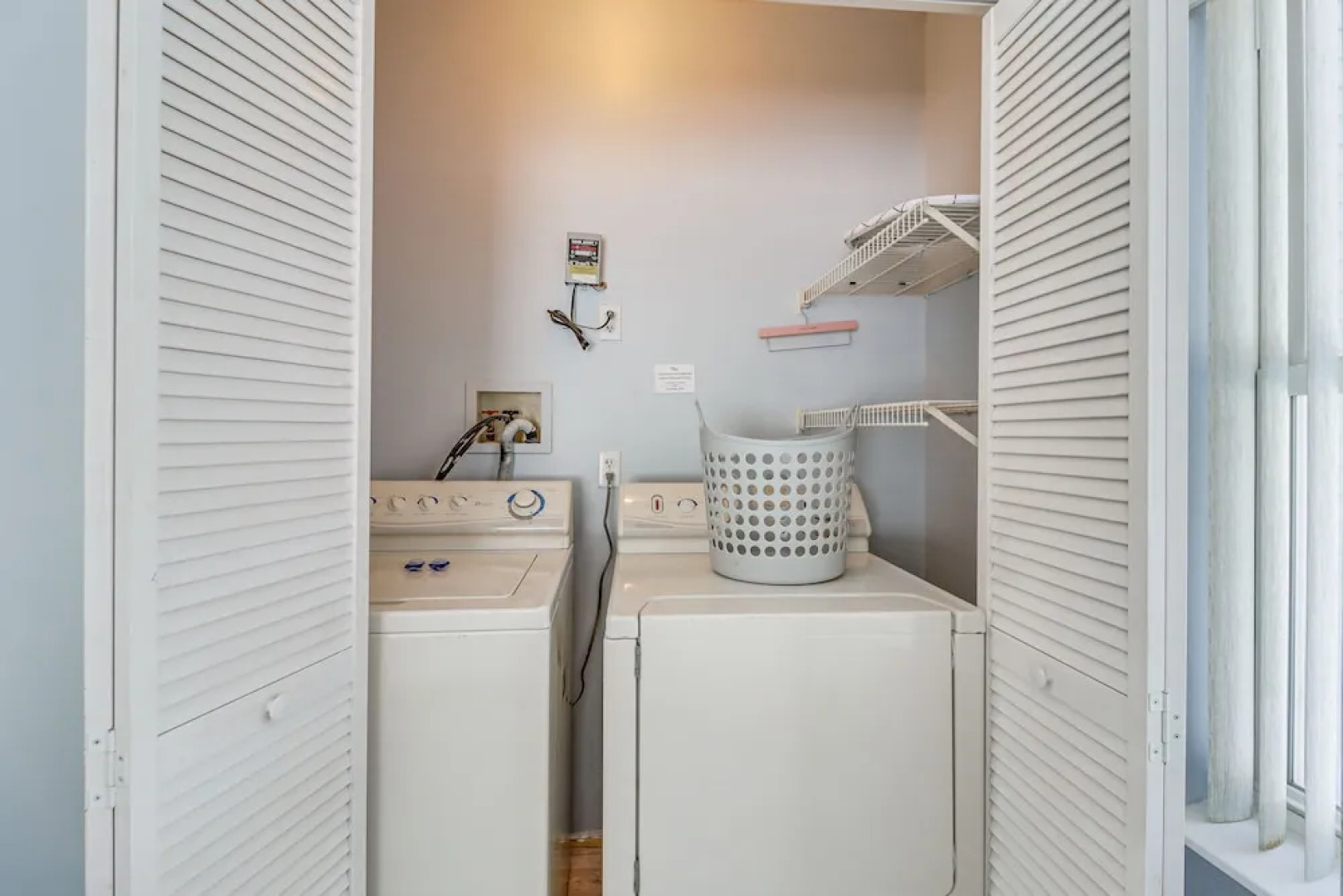 Long Pond Home w/ Private Hot Tub & Game Room