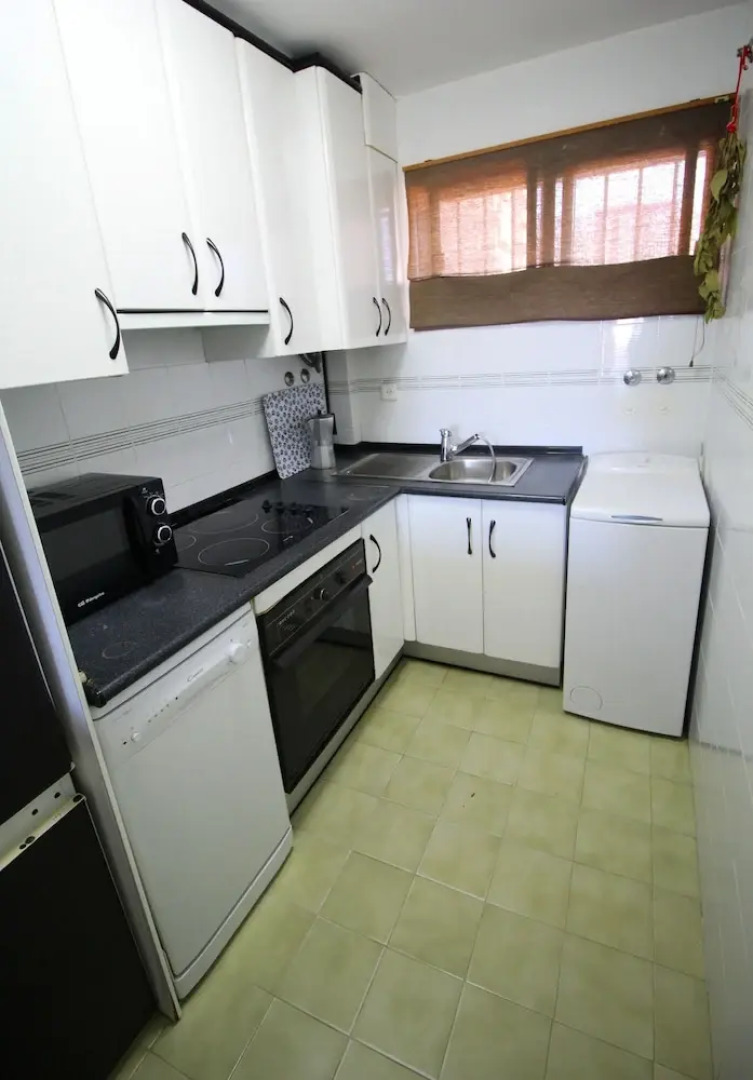 Corintio 4º C - Apartamento a 400m de la playa