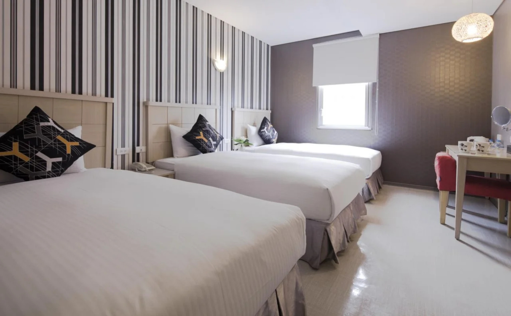 Just Enjoy Business Hotel