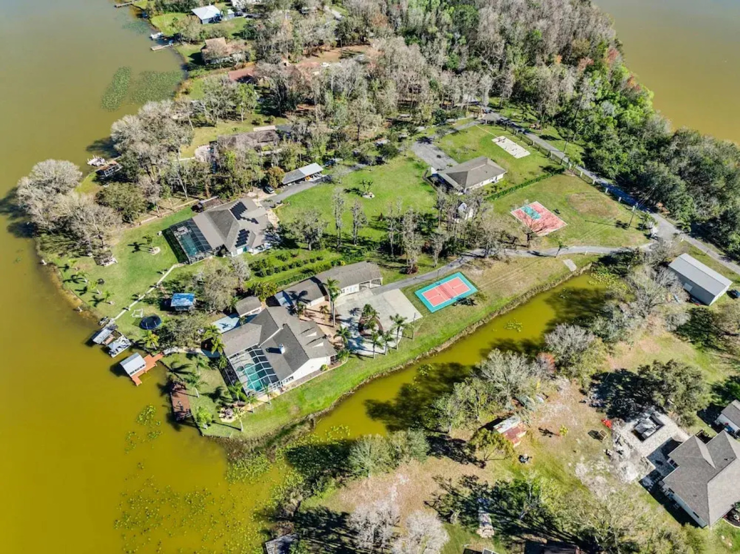 Luxe Waterfront Hideaway w Pool & Pirate Ship Dock