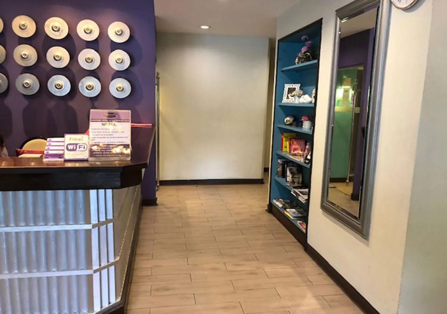 Sawasdee Hotel @ Sukhumvit Soi 8