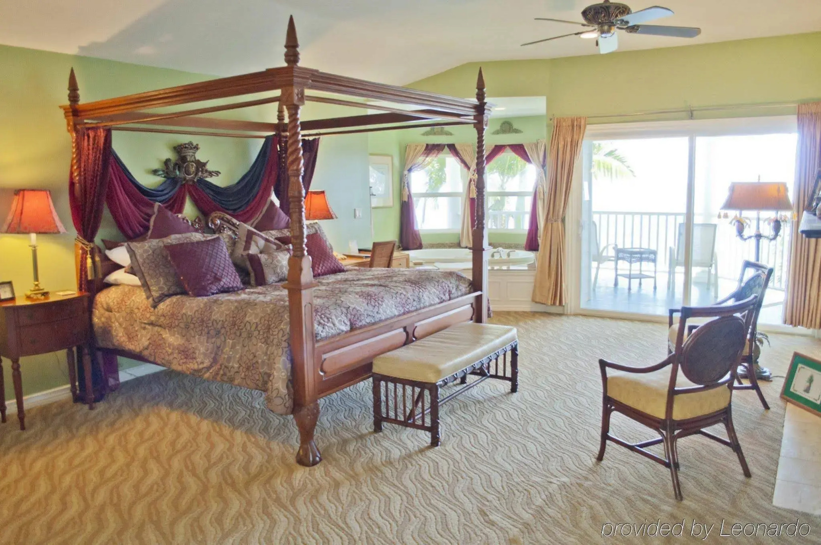 Palms Cliff House Inn