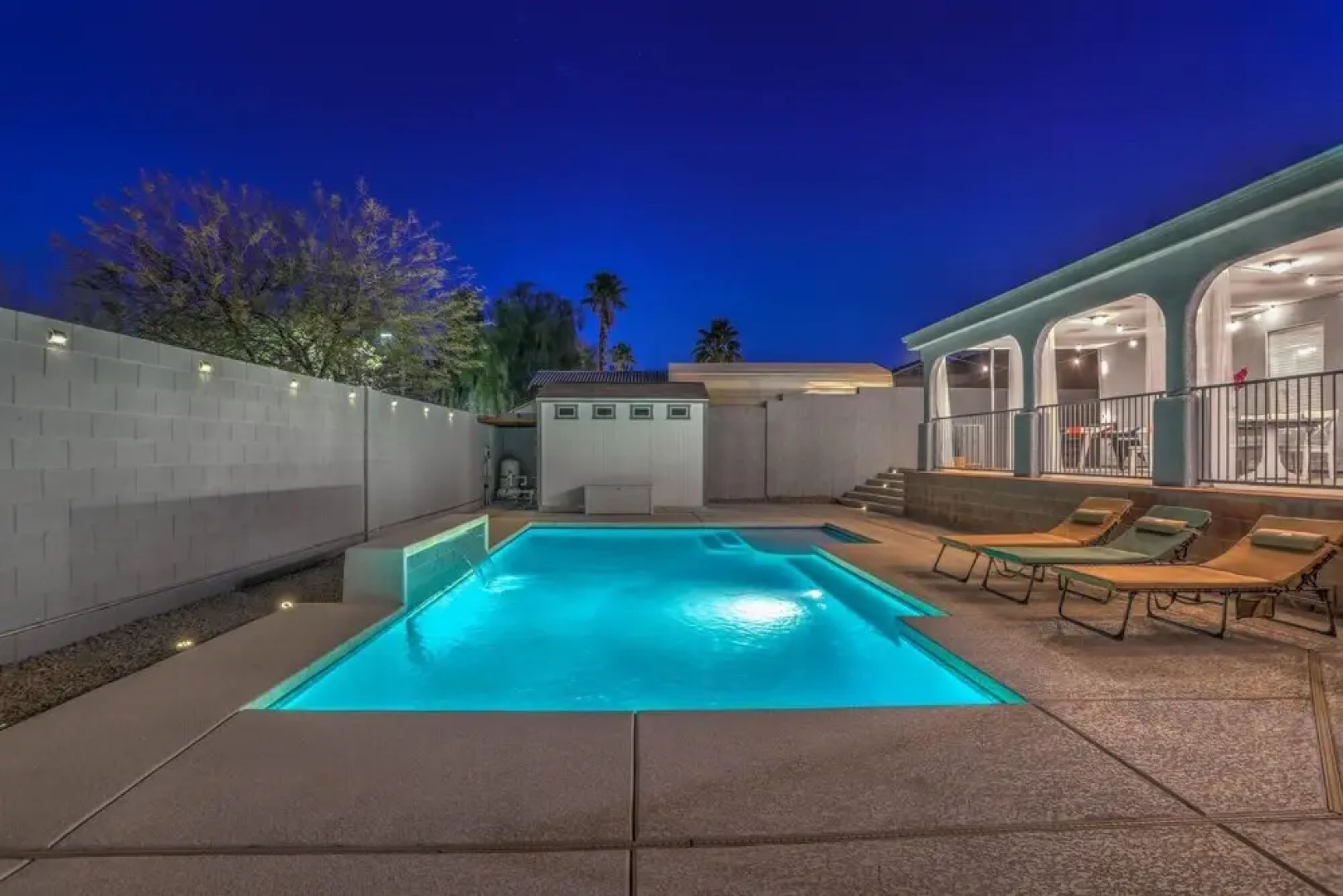 Chateau Sunset - Stunning 4BR 3bth With Private Pool SPA Mountain Views