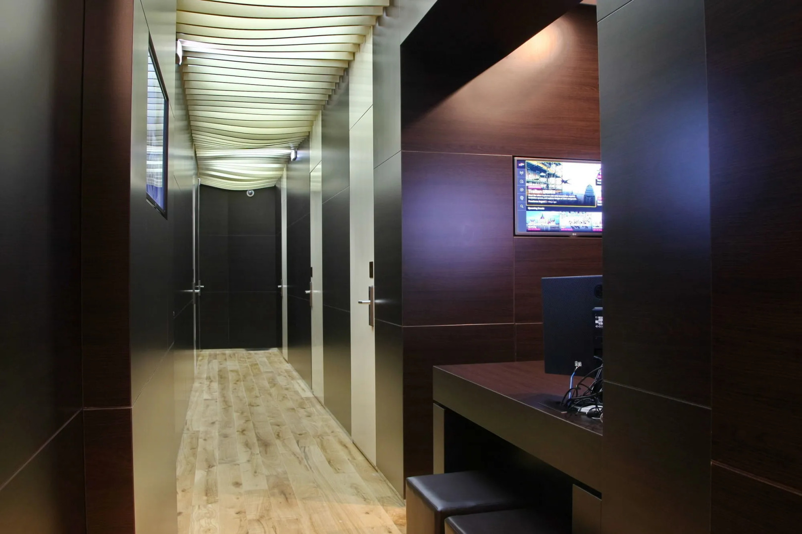 Maccani Luxury Suites