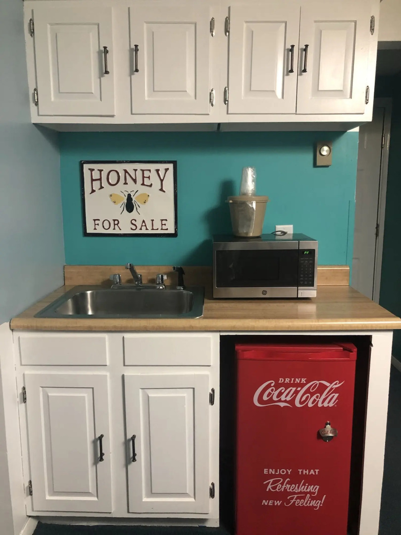 Eastern Inn & Suites