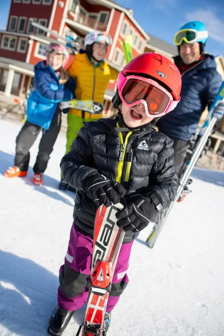 Ski-in, Ski-out 2 Br With View Of Ski Lift! 2 Bedroom Condo by RedAwning