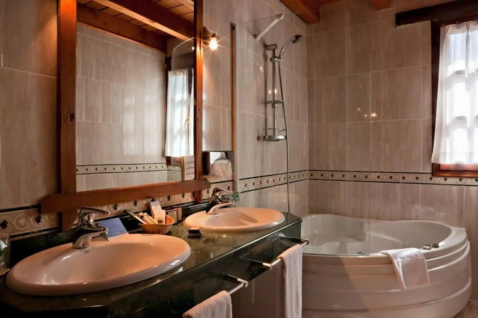 Etxegana Hotel & Spa