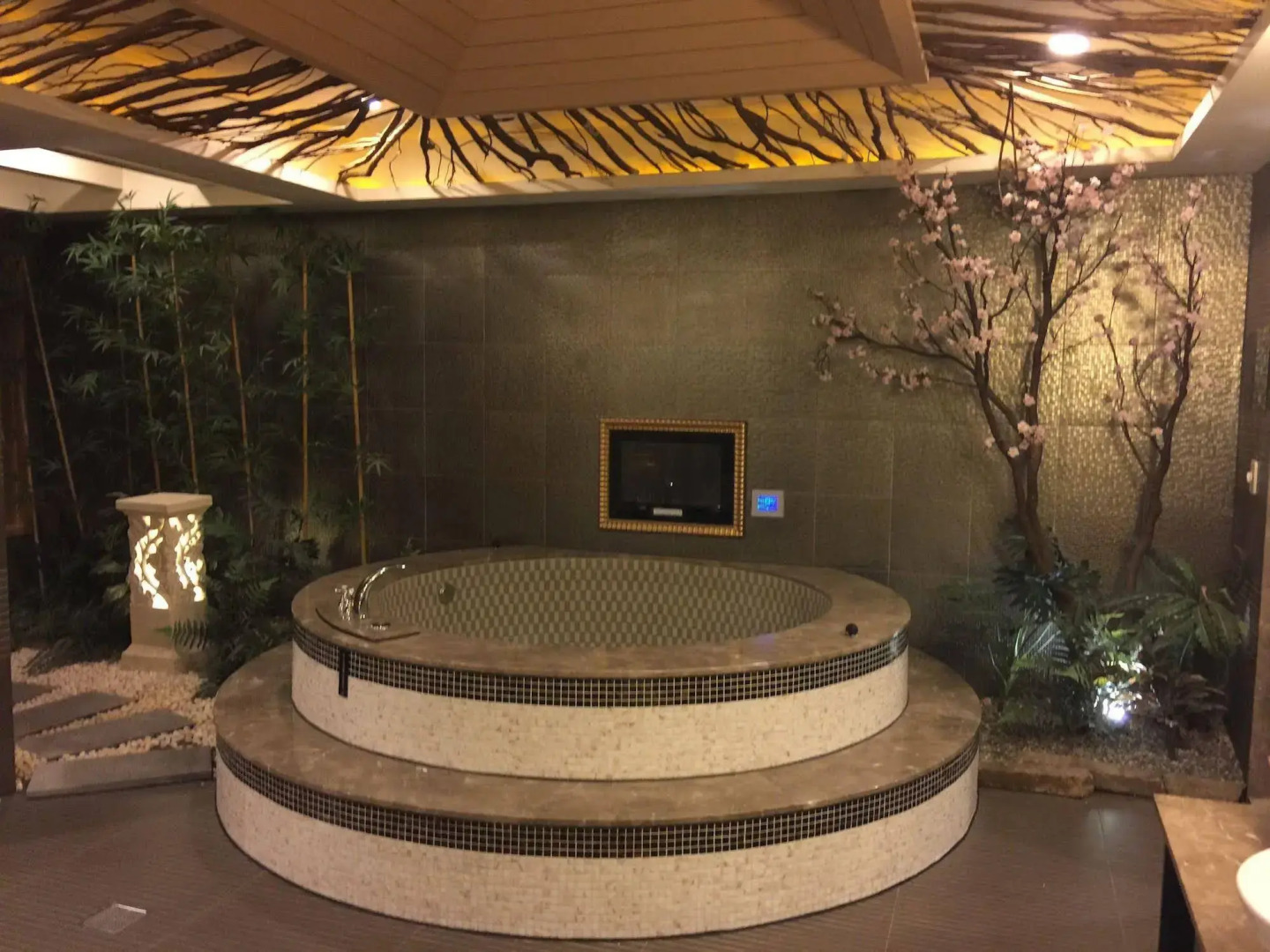 Discovery Motel - Yanping
