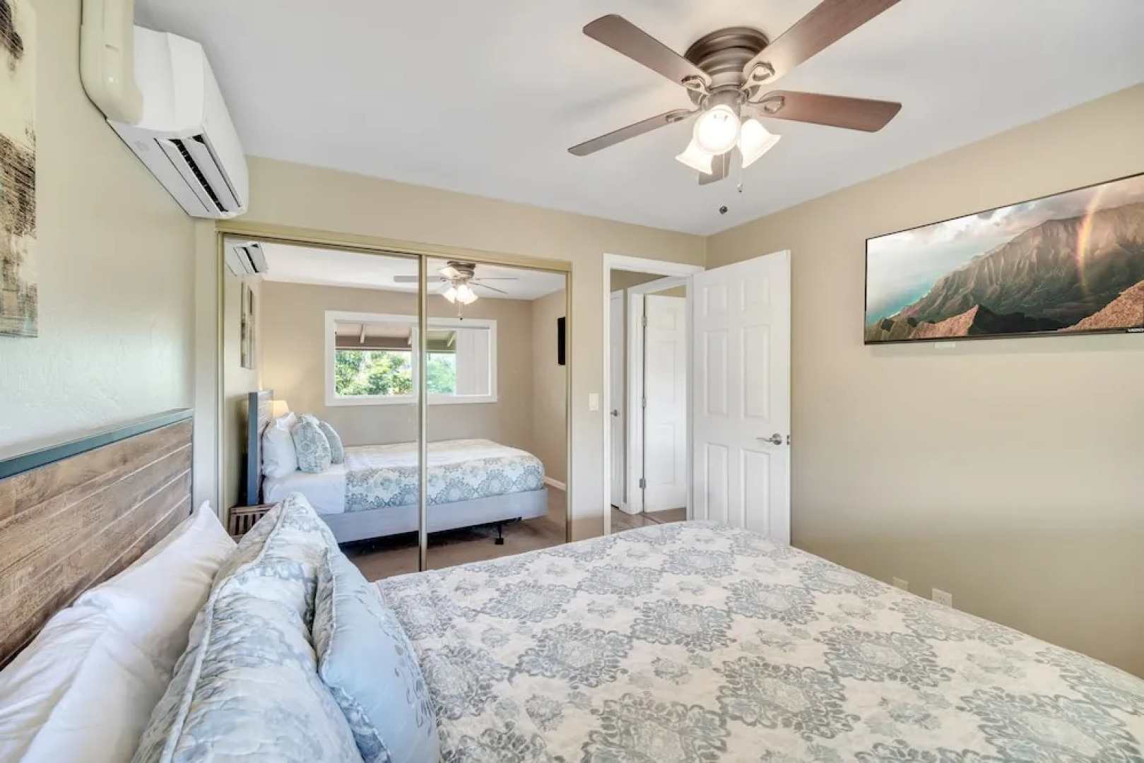 Hale Kahana'lu 2 Bedroom Condo by RedAwning