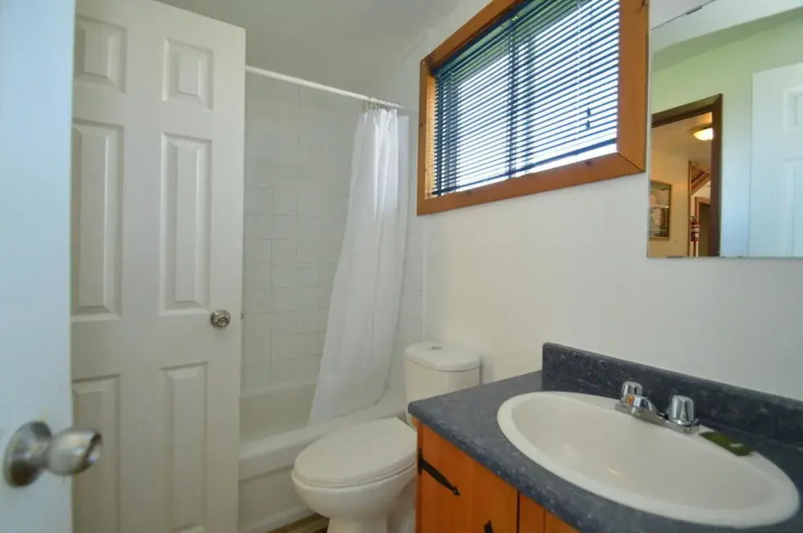 6 Bed Blue Mountain Rental with Hot Tub