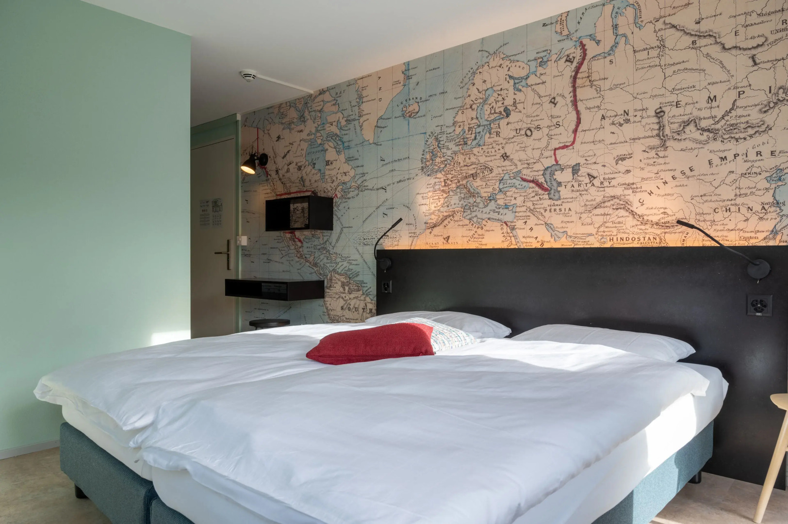 Emma's Hotel - Bed & Breakfast Self Check-in Hotel