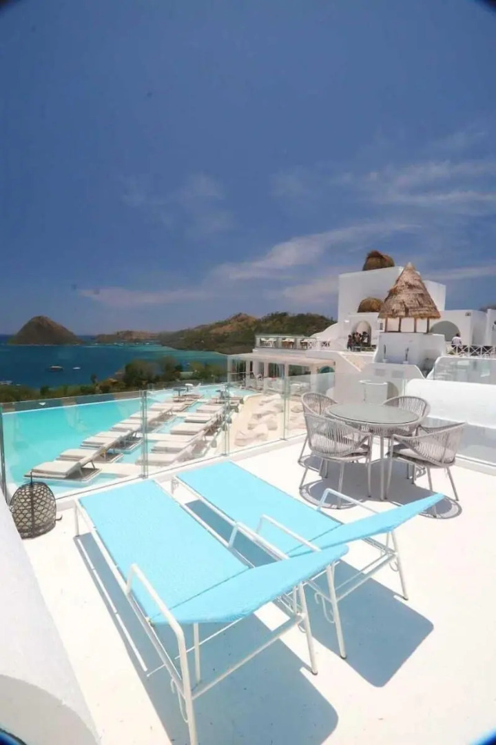 Loccal Collection Hotel