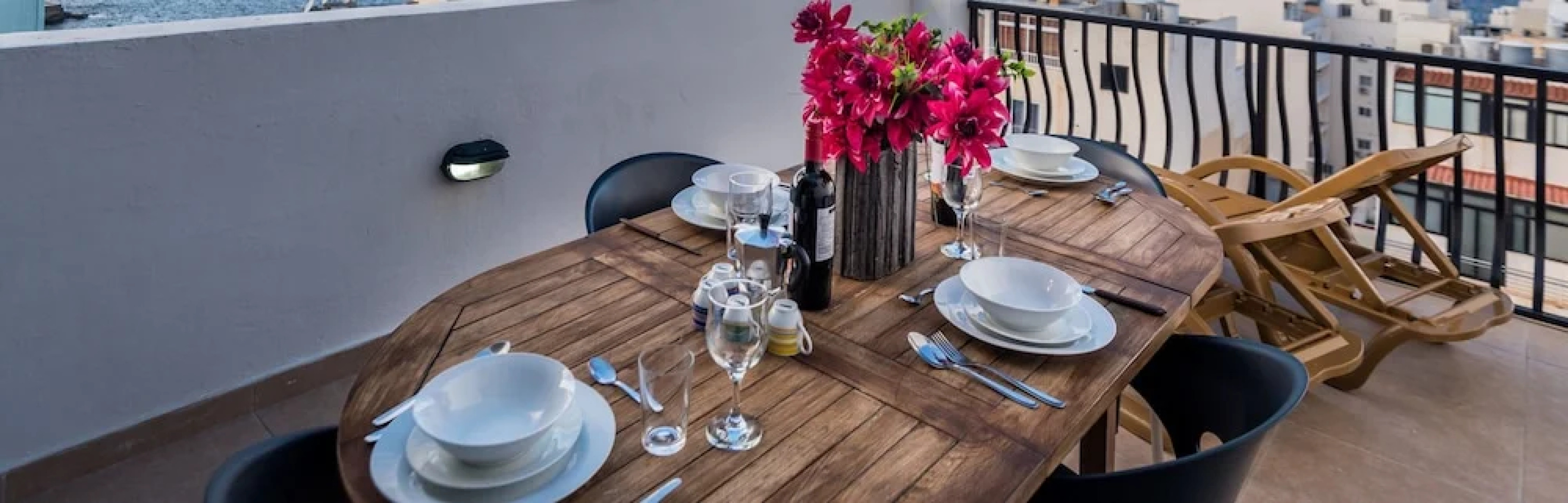 Sea Bliss Penthouse with two terraces enjoying side seaviews by Gatewaysmalta