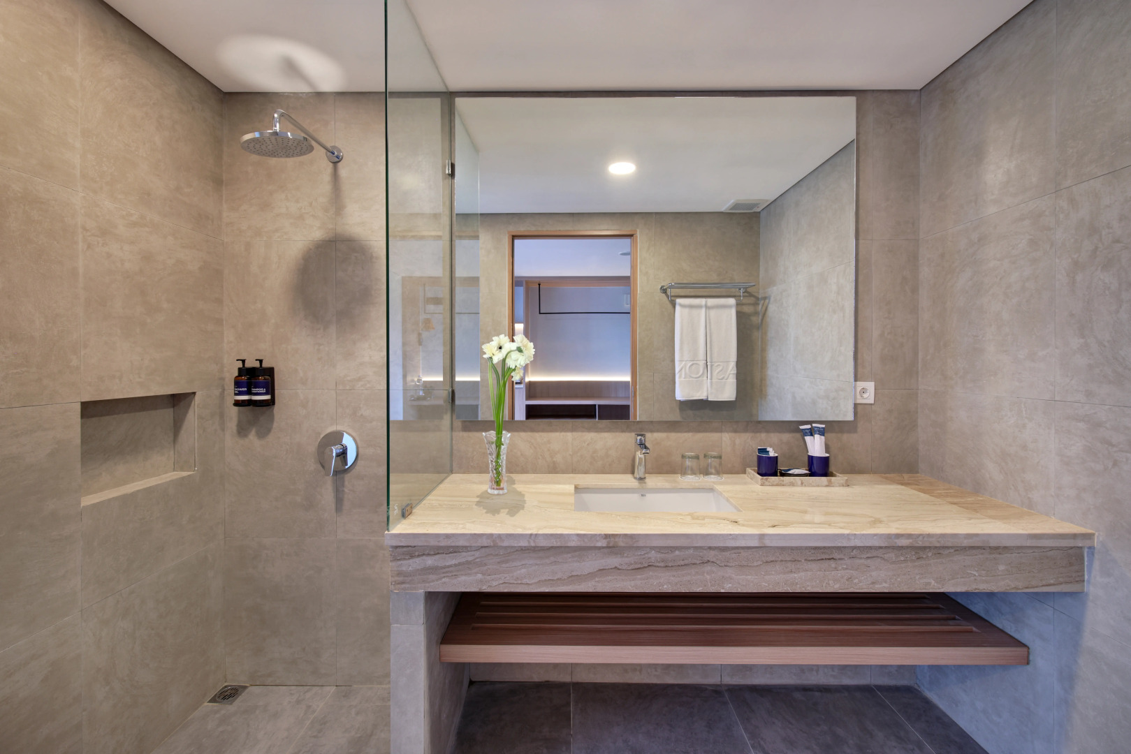 Aston Palu Hotel & Conference Center