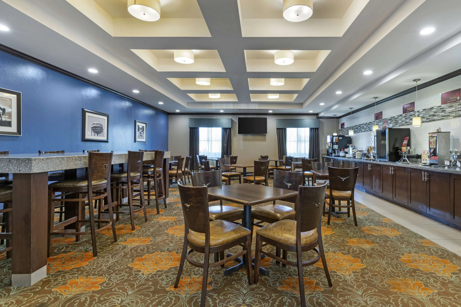 Best Western Plus Longhorn Inn & Suites