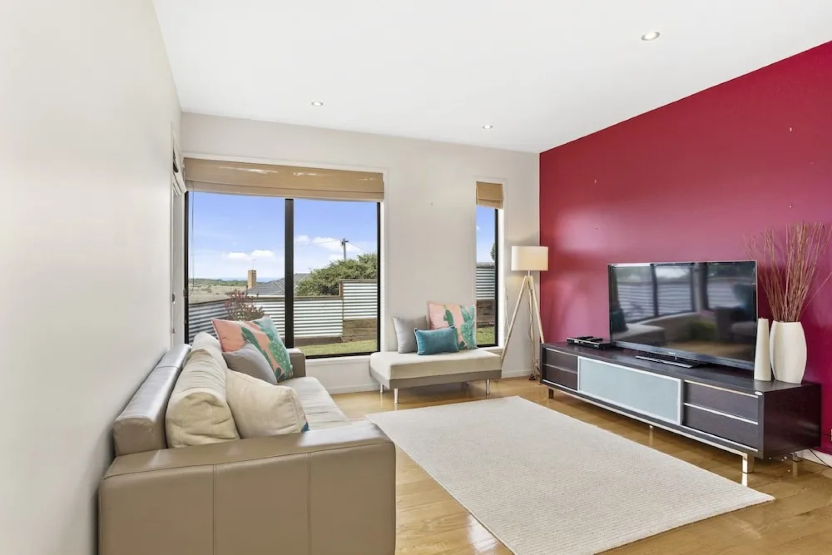 Ocean Views On Nicholson