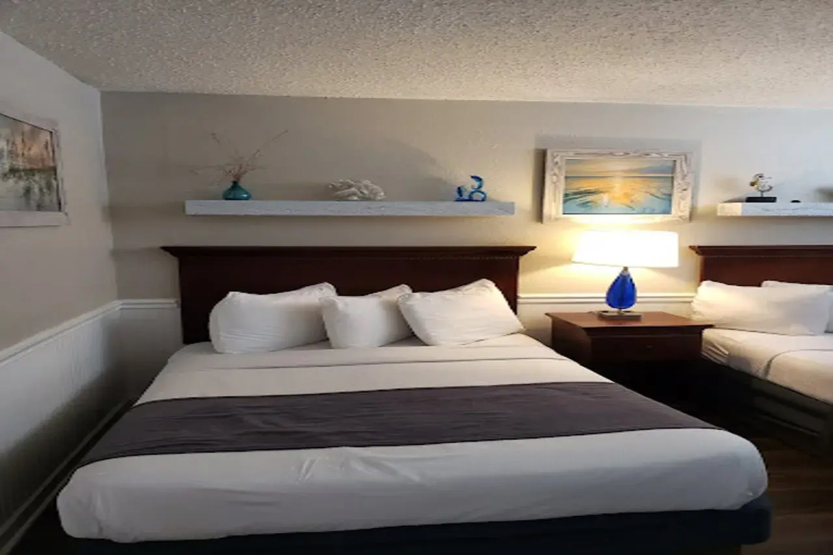 Thunderbird Beach Resort