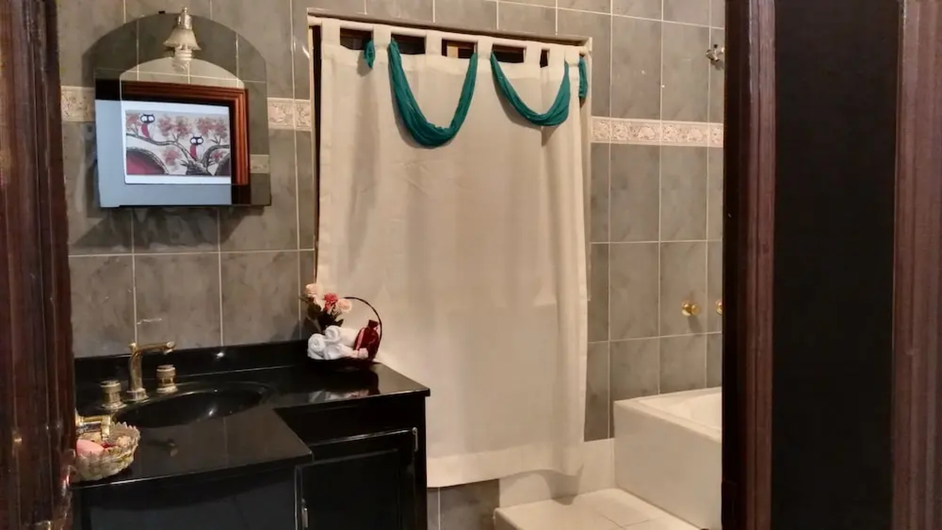 Lia Ajijic - Lakeside B&B