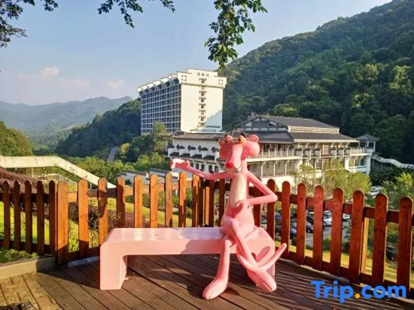 Xinfeng Utop Spring Primeval Forest Resorts