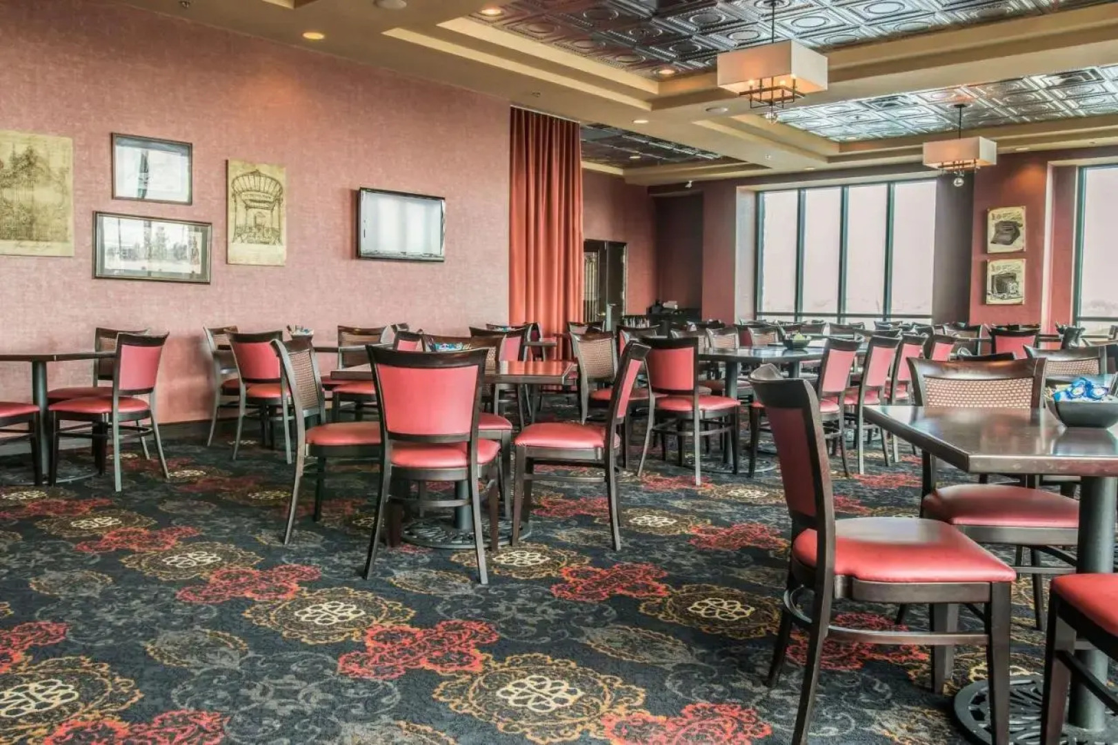 Shoreline Inn & Conference Center, Ascend Collection