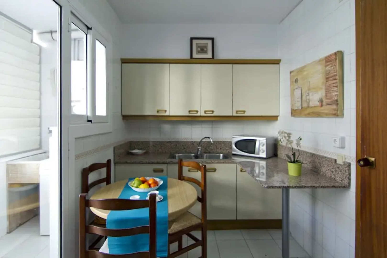 Magi Beach Apartment