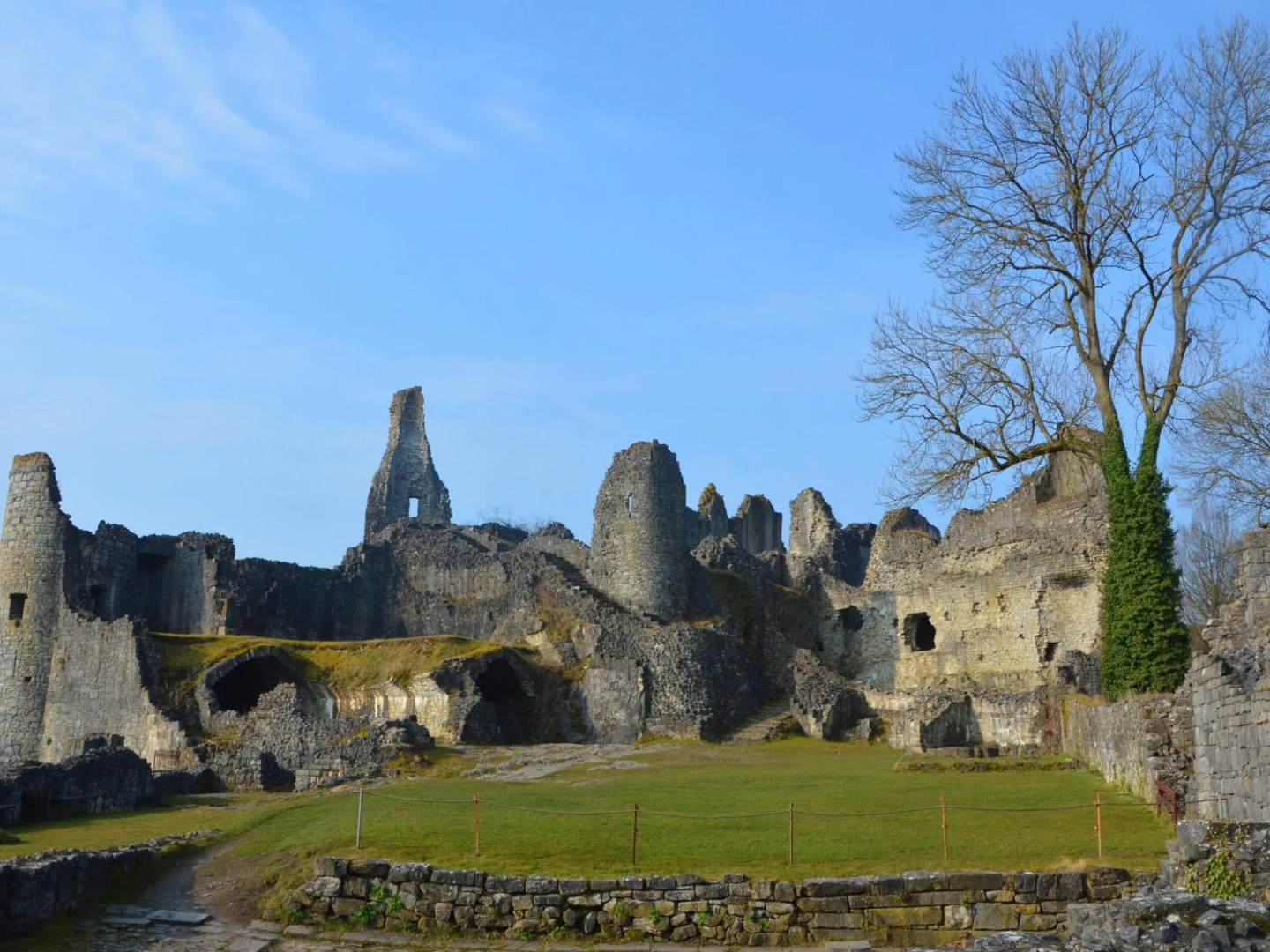 Holiday Home in Falaen Near Montaigle Castle