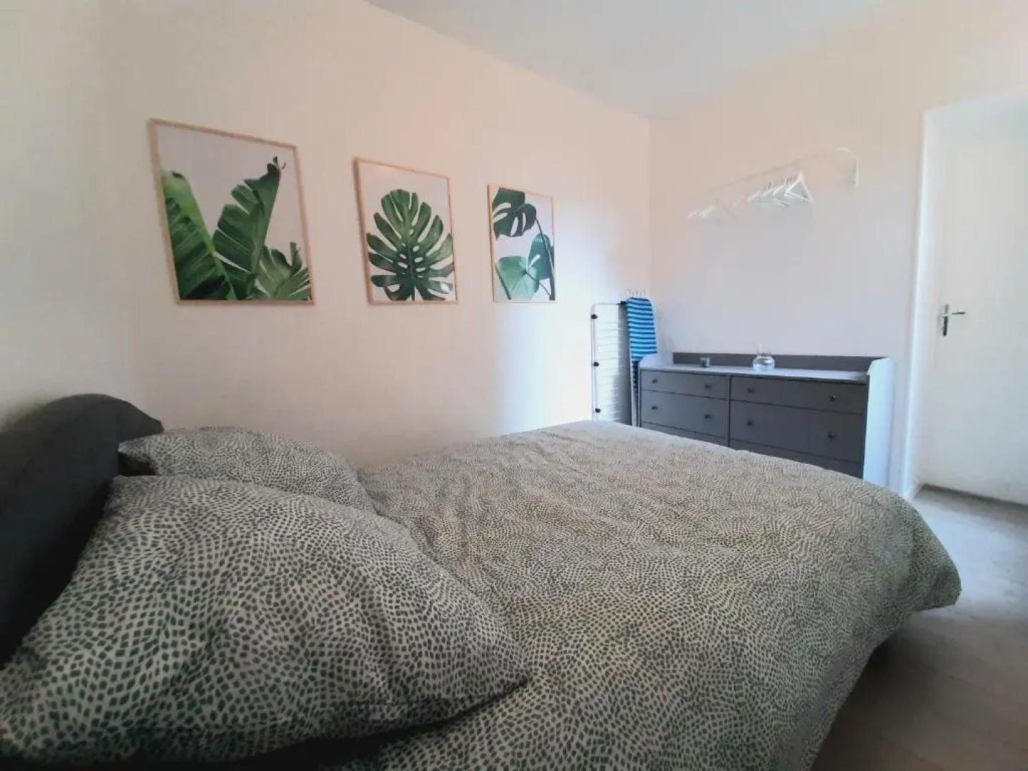 Rouen Les Chartreux Au Calme