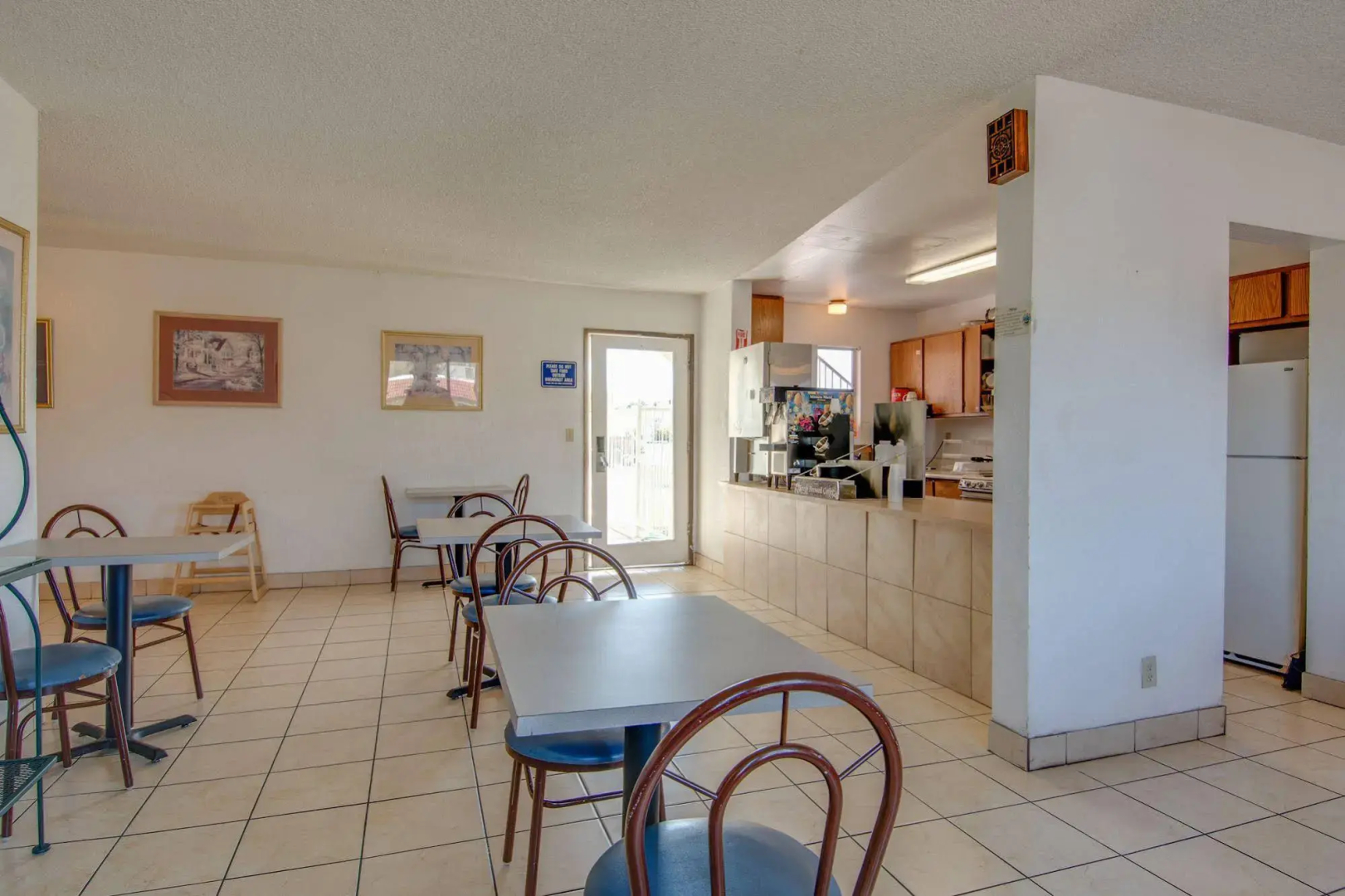 Howard Johnson Express Inn - Redding