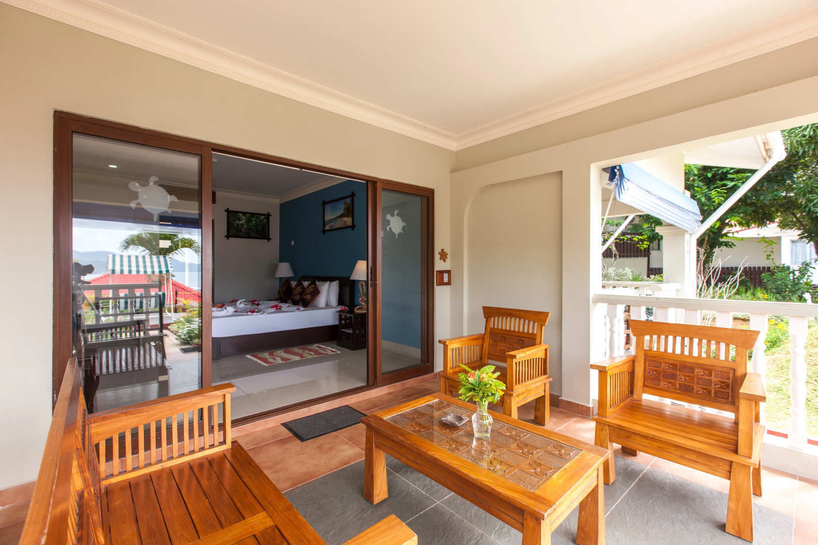 Le Relax Hotel and Restaurant