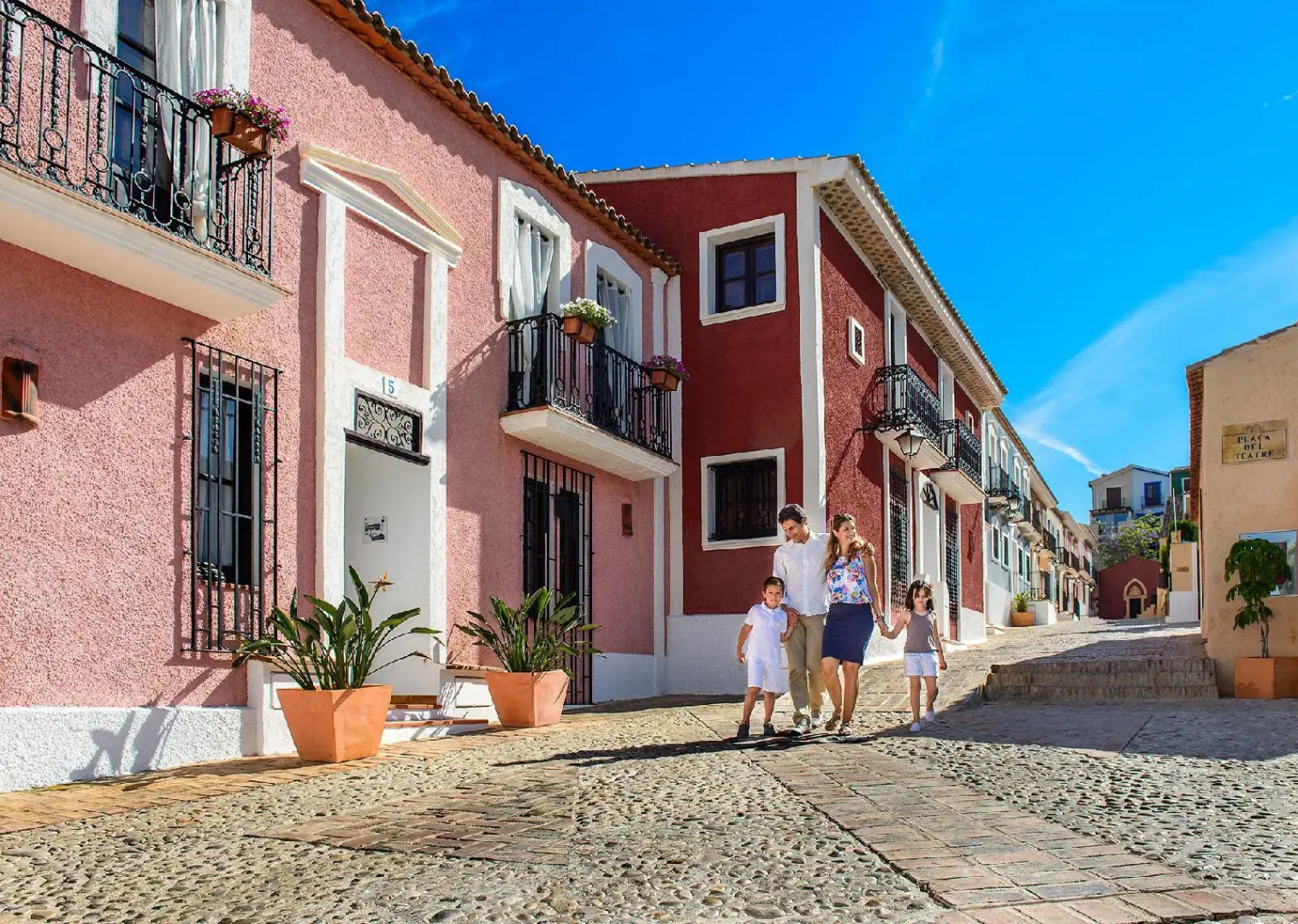 Occidental Pueblo Acantilado