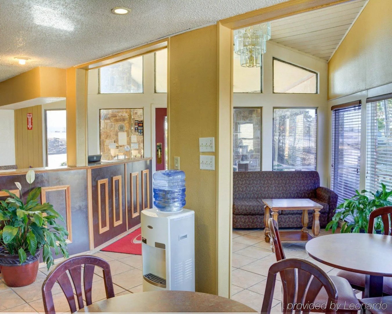 Econo Lodge Inn & Suites Hot Springs