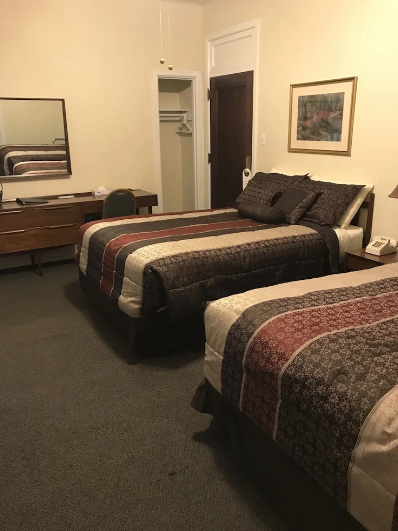 The Mountaineer Hotel