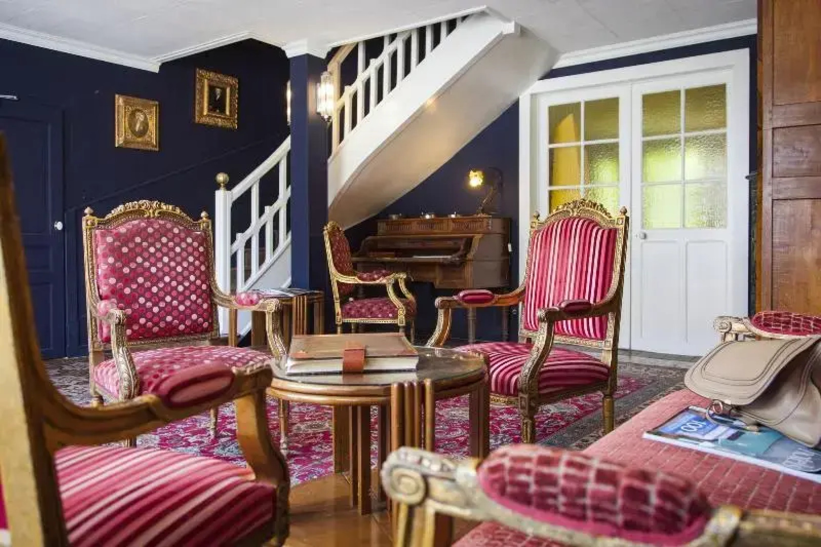 Logis Hotel la Source Bleue