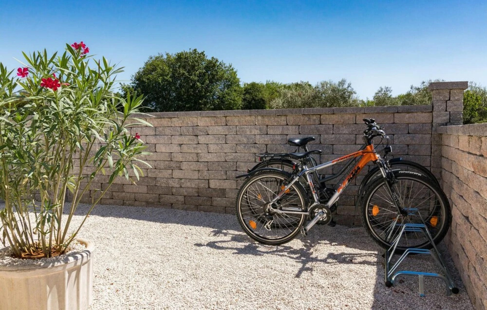 Nice Home in Peroj With Wifi, Heated Swimming Pool and 3 Bedrooms