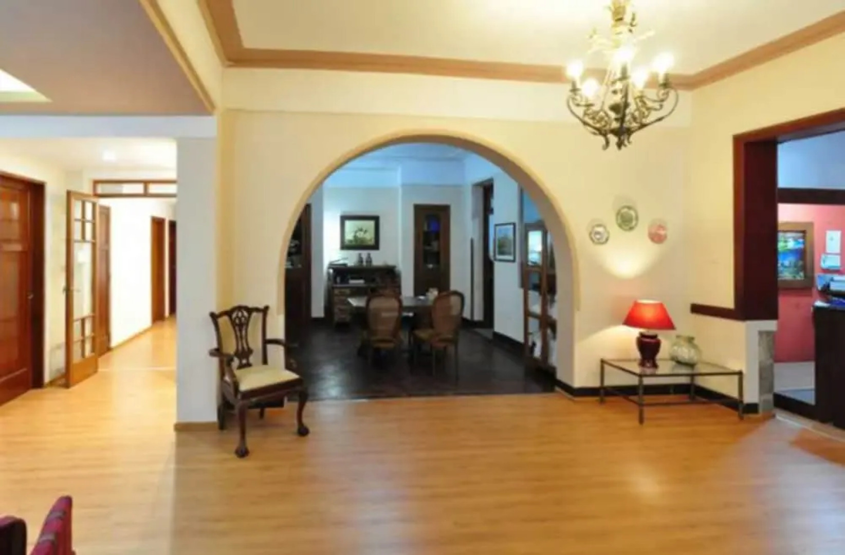 Hostal L' Hirondelle