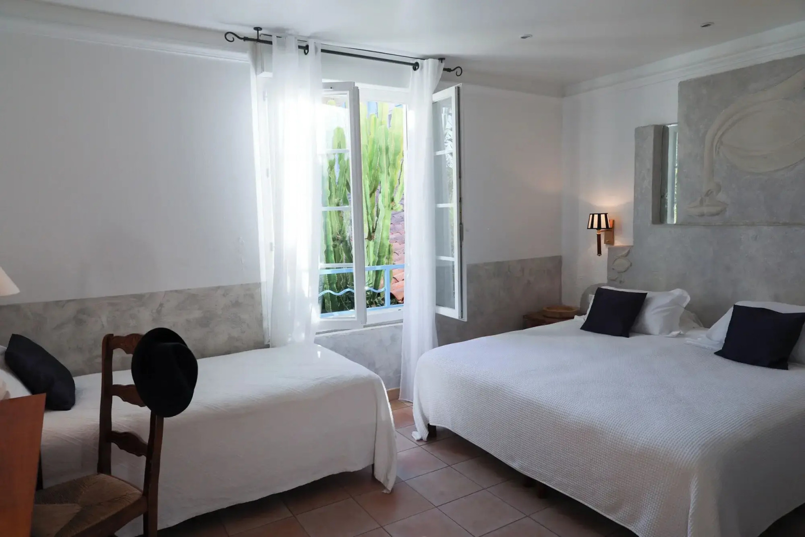 Hôtel Les Flots Bleus